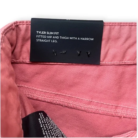 NWT J Brand Tyler Mens Denim Slim Fit Jeans in “Duhsty Sahlmon,” sz 29”